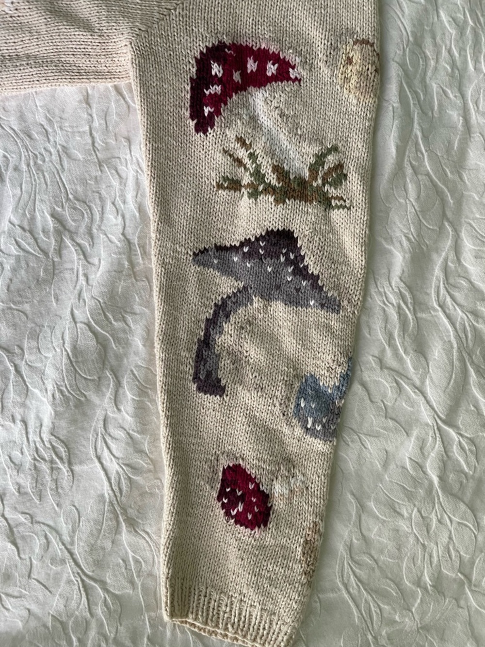 Vintage Talbots Mushroom cardigan
*SUPER RARE* - Picture 5 of 5